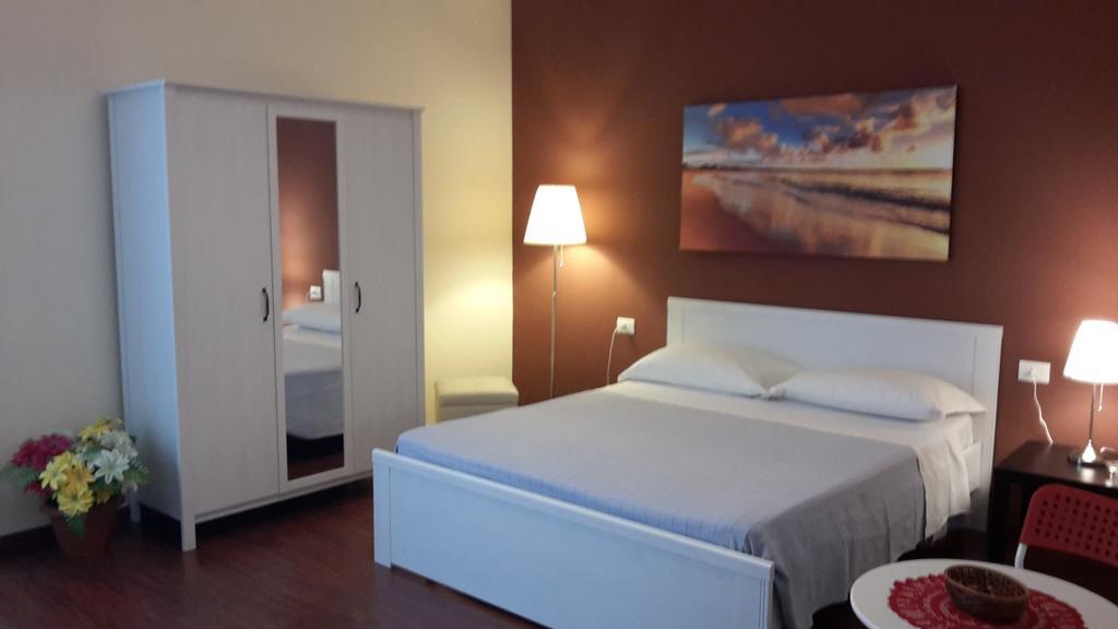 Dolci Ricordi Hotel Bari Buitenkant foto