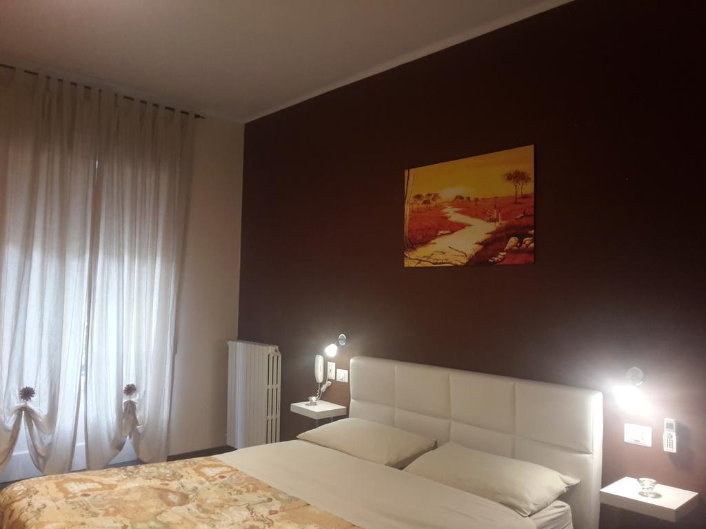 Dolci Ricordi Hotel Bari Buitenkant foto