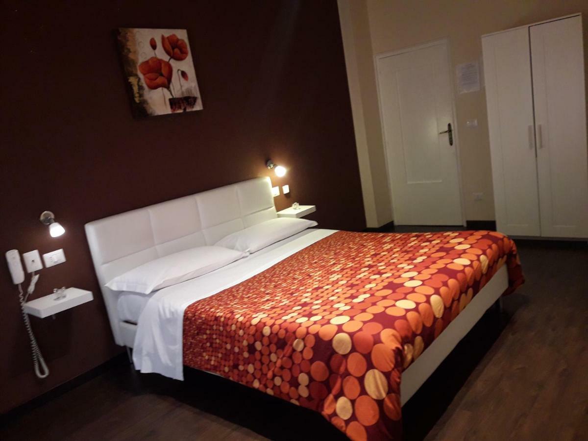 Dolci Ricordi Hotel Bari Buitenkant foto