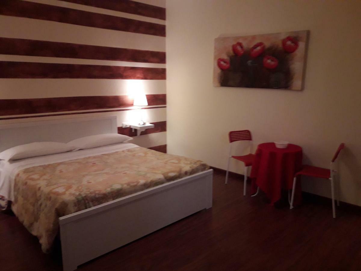 Dolci Ricordi Hotel Bari Buitenkant foto
